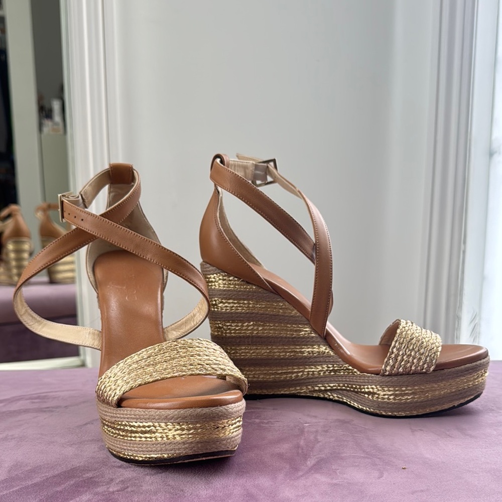 Elegant Jimmy Choo Gold Tan espadrille Wedge Sandals sz 40